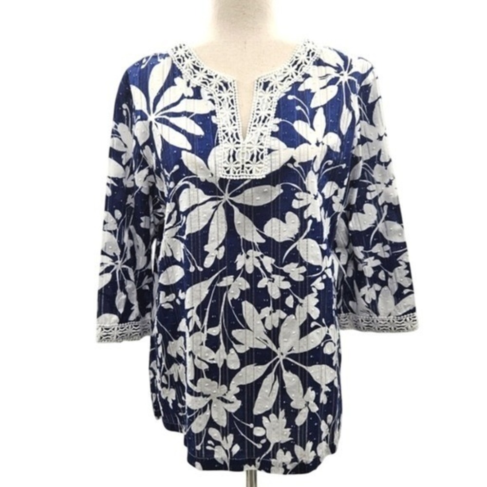 Womens Blue White Floral Crochet Lace Trim 3/4 Sleeve Dobby Swiss Dot Tunic Top